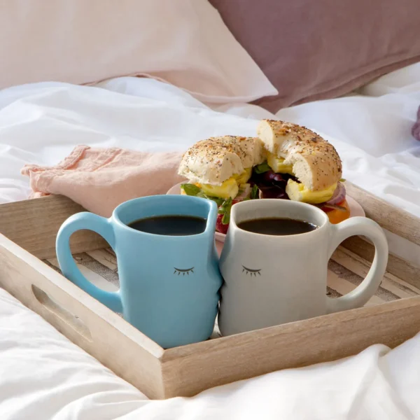The Kissing Mugs